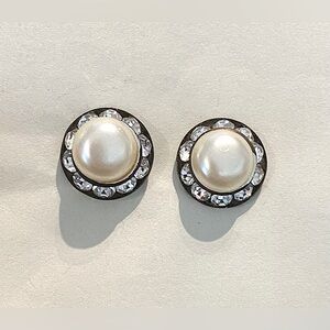 Clip on Earrings Crystal and faux pearl